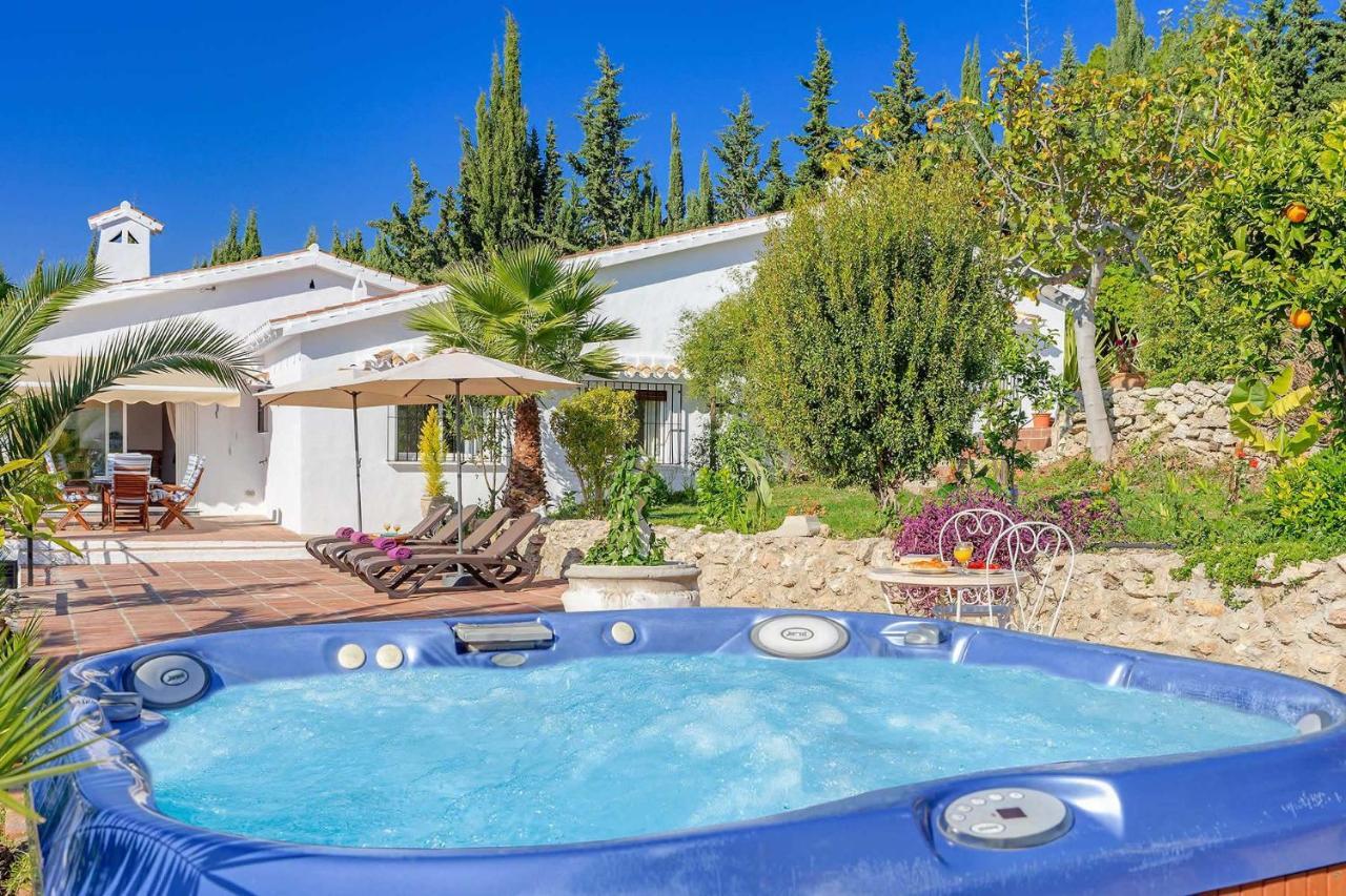 Private Heated Pool, Jacuzzi & 1225M2 Garden In Villa Cipreses Фріхіліана Екстер'єр фото